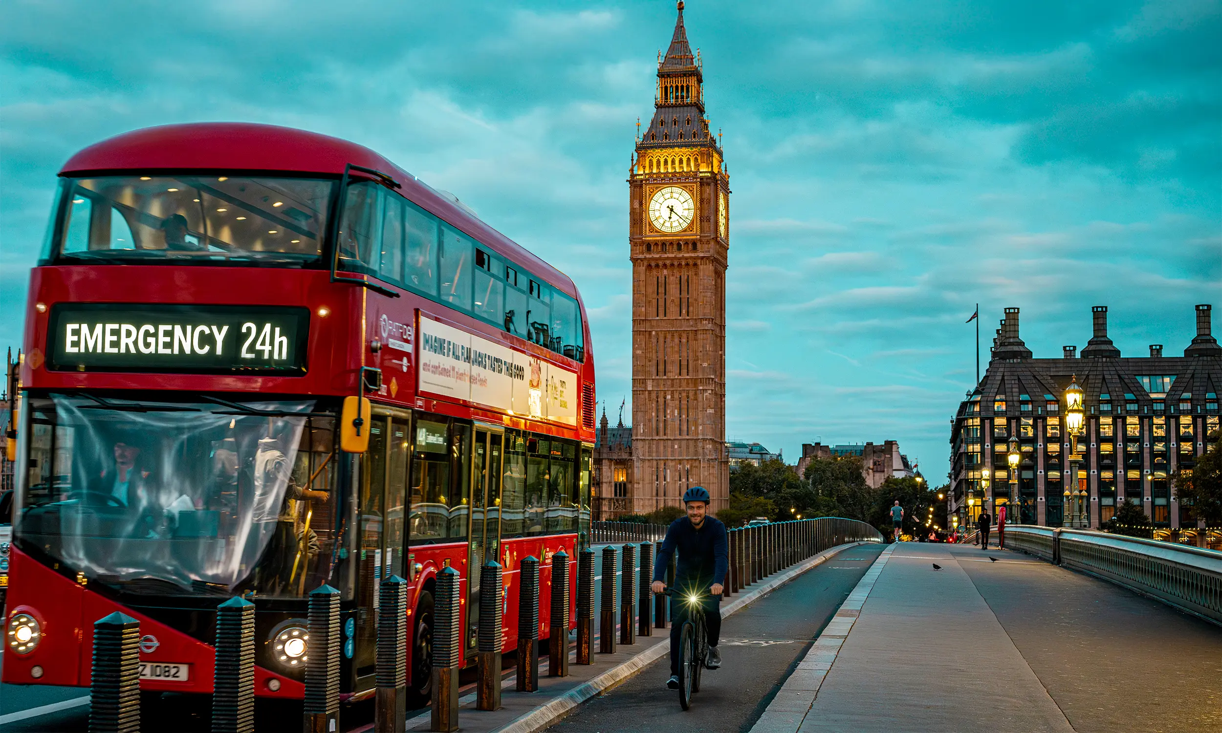 Anytime, Anywhere 블루와 함께하는 24시간 비상연락 서비스