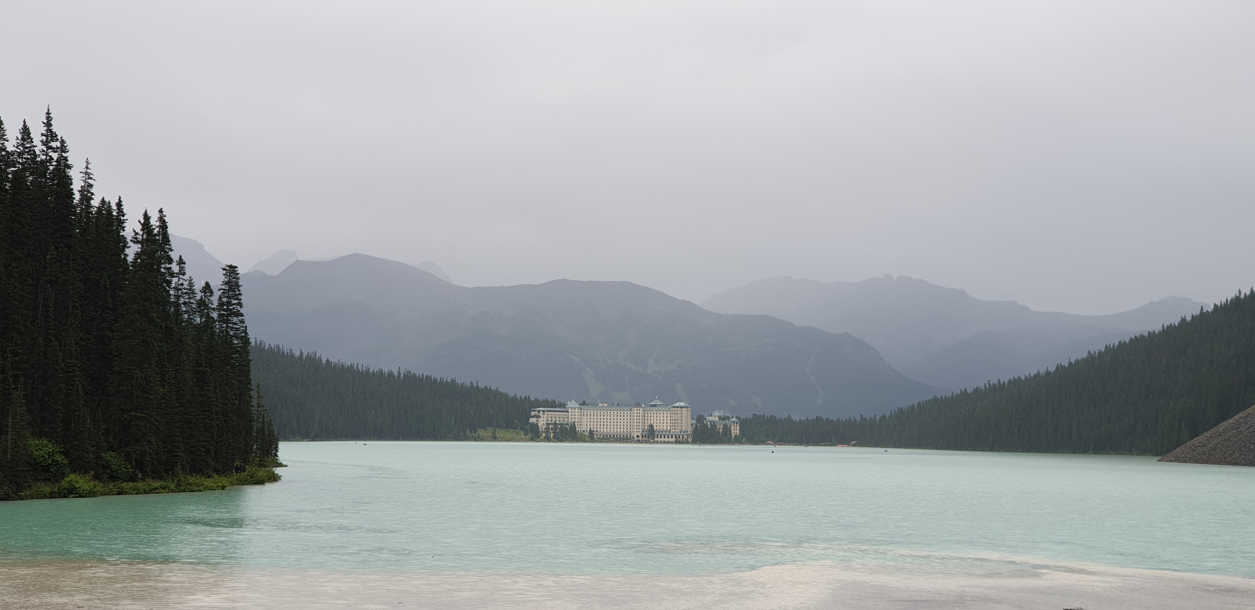 덕분에 알래스카,벤쿠버,밴프 좋은 여행하고 왔습니다.